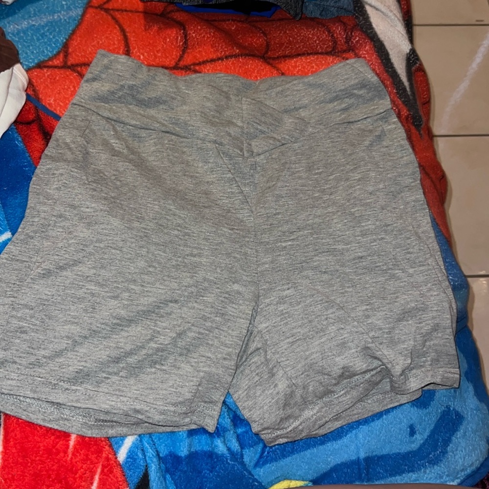 Grey shorts